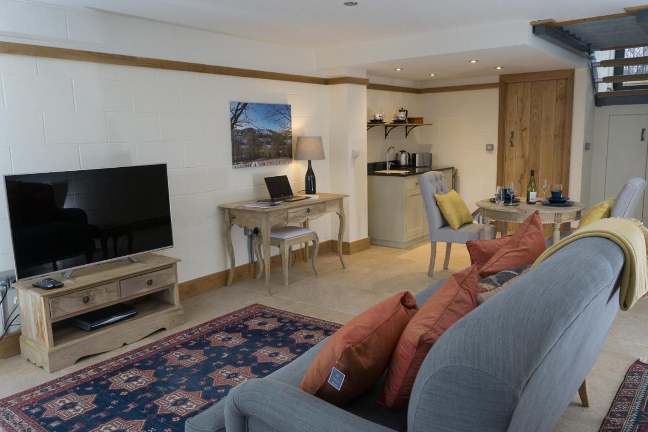 Vineyard Barn Room Woodchester Экстерьер фото